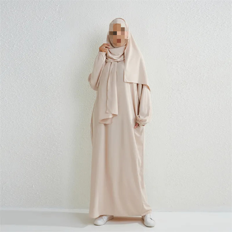 Conjunto Abaya y Hijab - Beige