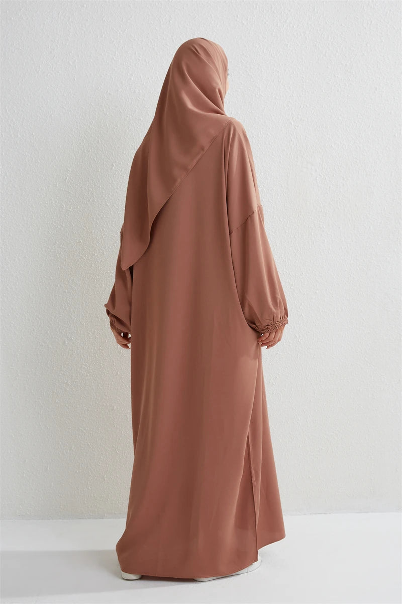Conjunto Abaya y Hijab - Marrón